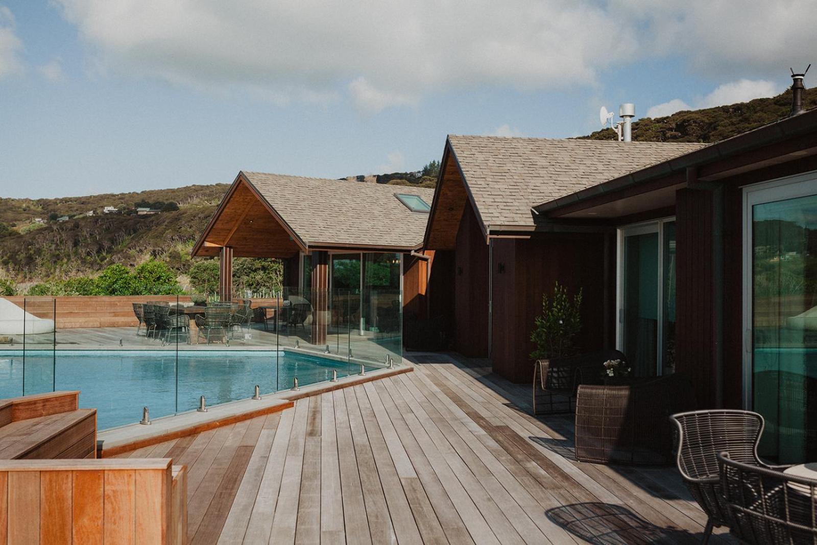 Te Whaanga Retreat & Spa ラグラン エクステリア 写真