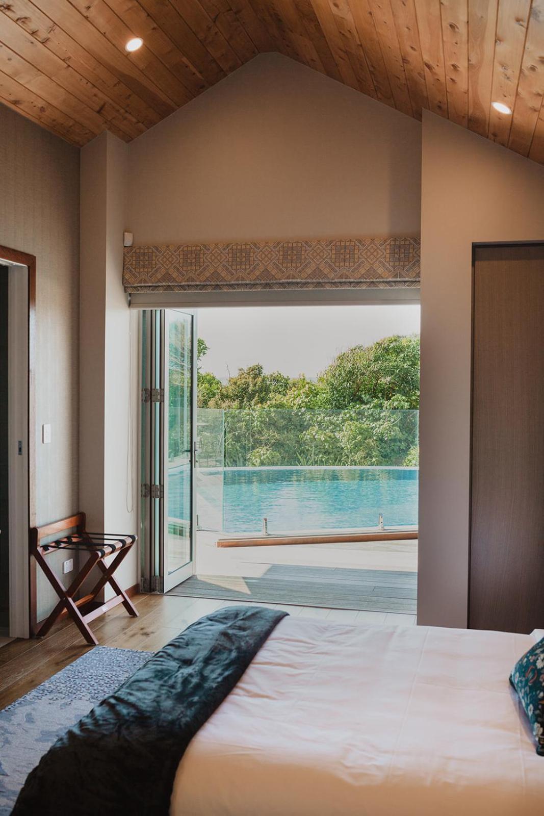 Te Whaanga Retreat & Spa ラグラン エクステリア 写真