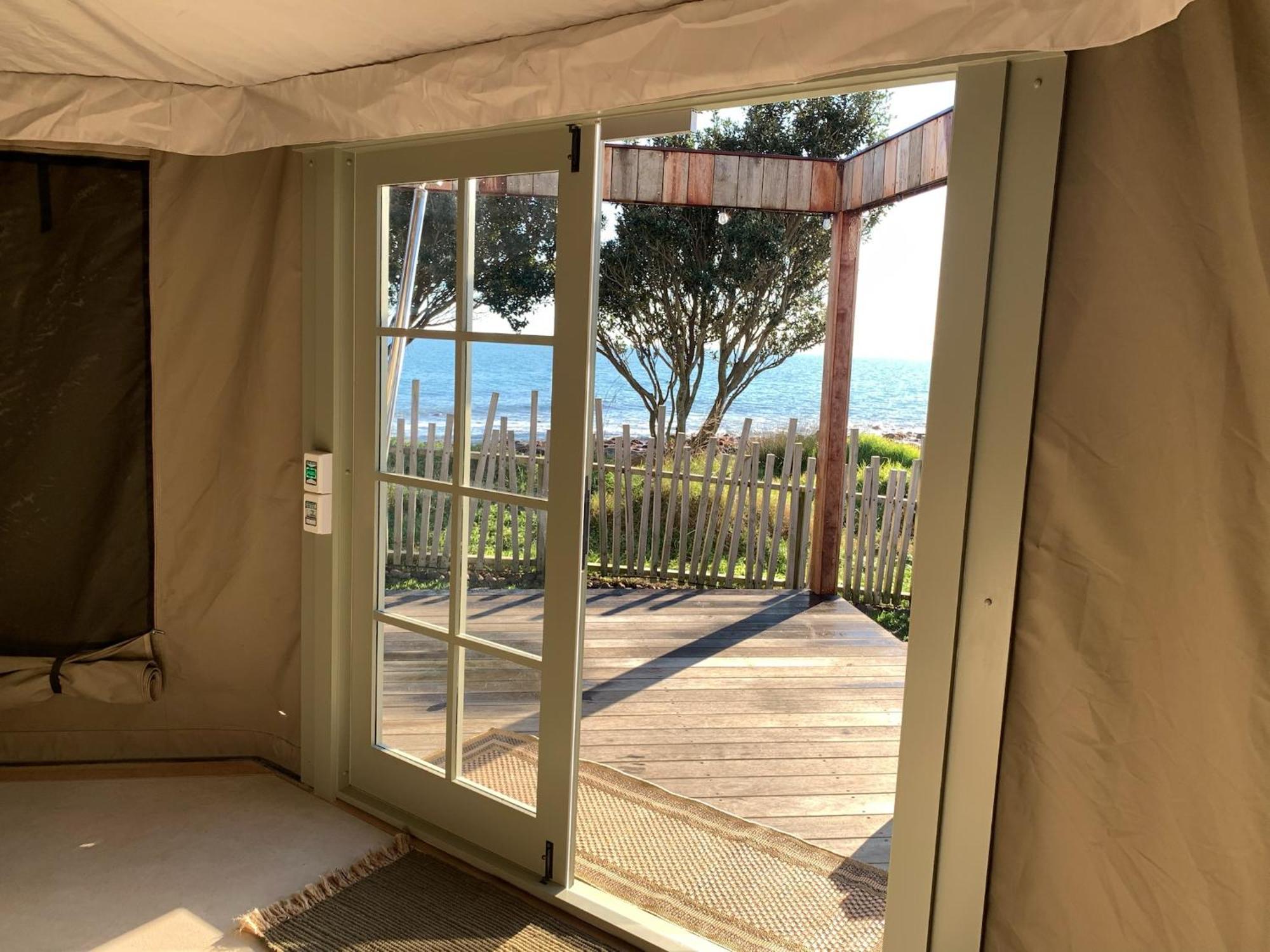 Te Whaanga Retreat & Spa ラグラン エクステリア 写真