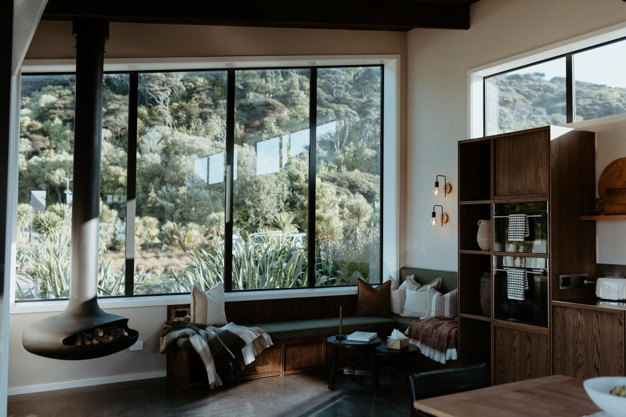 Te Whaanga Retreat & Spa ラグラン エクステリア 写真